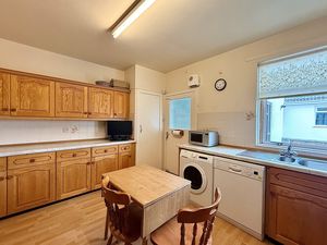 Photo 18- click for photo gallery